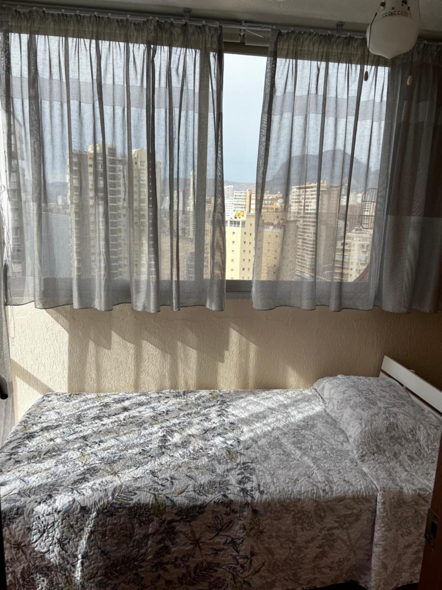 2 Bedroom Levante Beach Benidorm Exterior photo